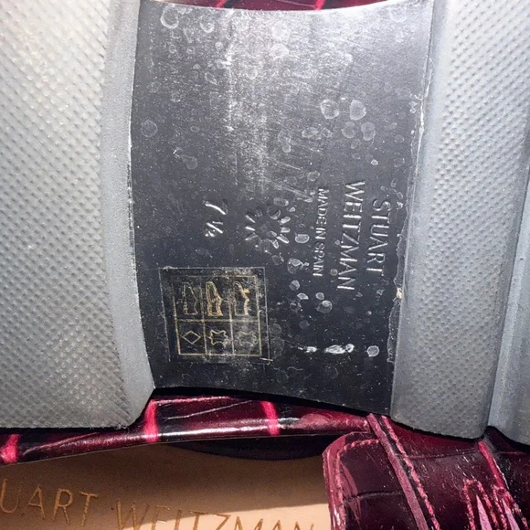 Stuart Weitzman Dark Red Shoes - Picture 3 of 4